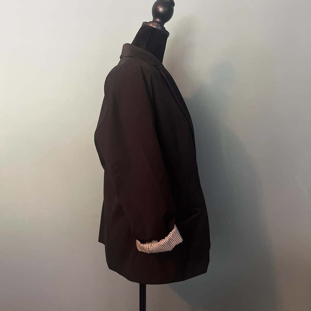Merona Black Blazer with Lining Sleeve Detail - Picture 5 of 7